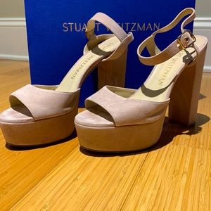 Gorgeous Stuart Weitzman Platform Special Occasion Shoe